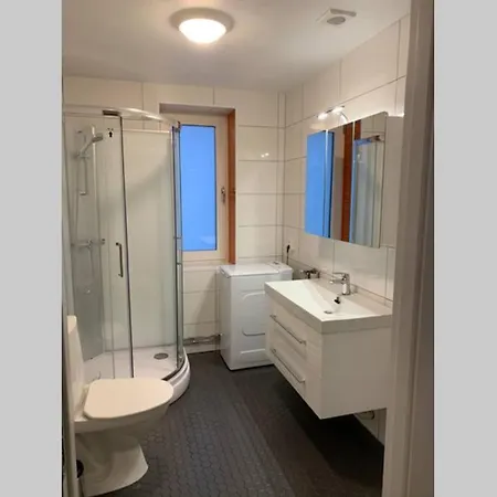 Apartament Flott Leilighet Sortland